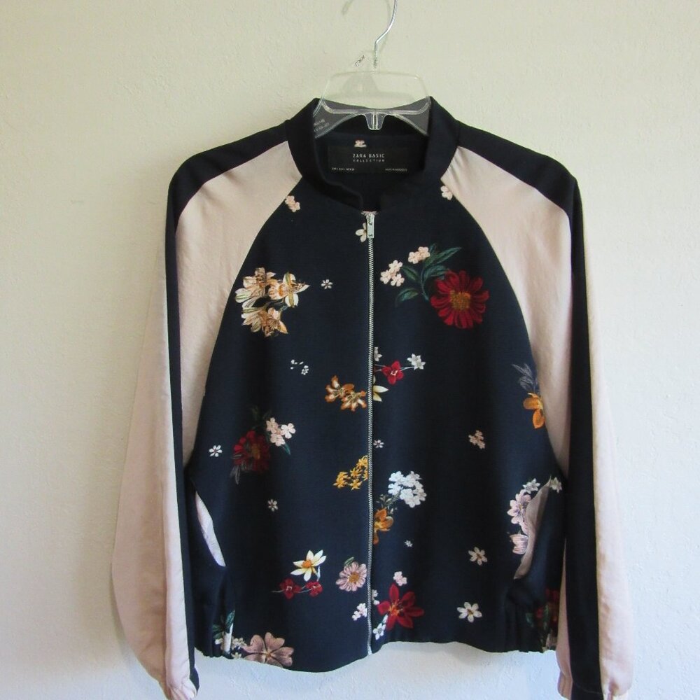 Zara Basic Blue Floral Pattern L Long Sleeve Care… - image 1